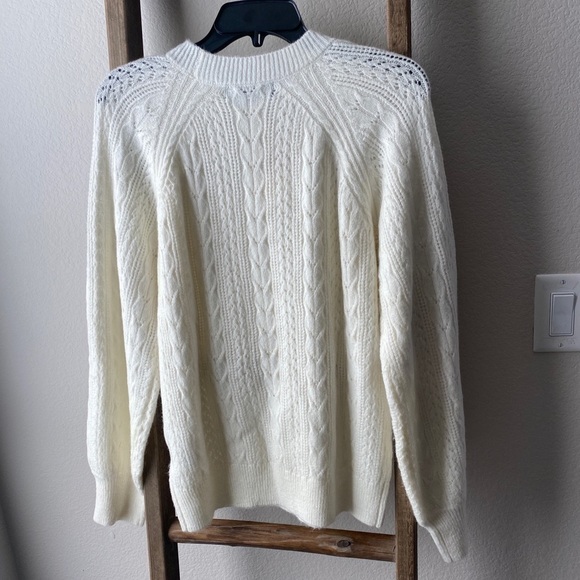 NWT - O.P.T. White knit sweater - size med - Picture 6 of 10